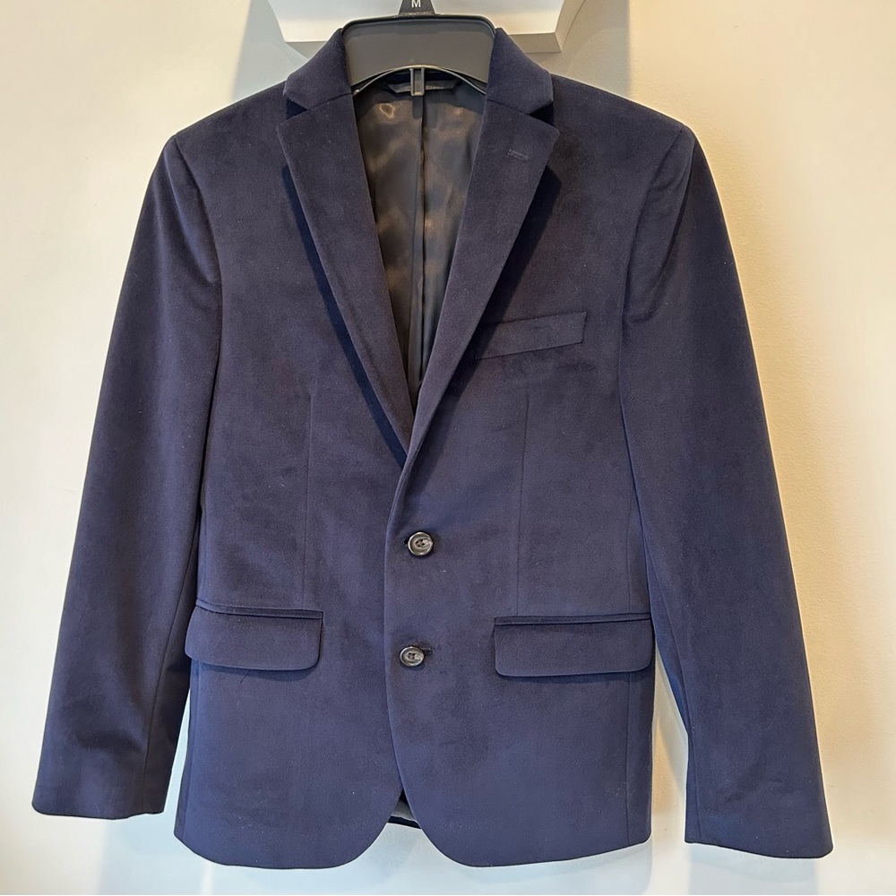Ralph Lauren velvet navy blue boys blazer size 12R.